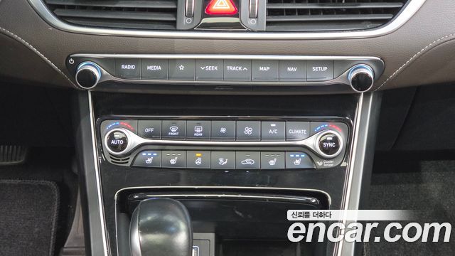 Hyundai Grandeur 2019 — photo 16