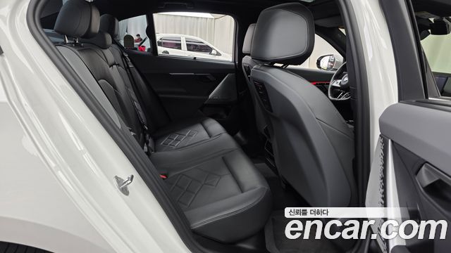 BMW 5-Series 2025 — photo 17