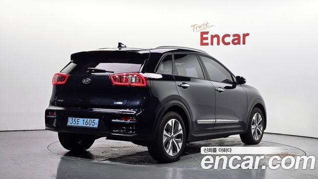 Kia Niro 2021 — photo 2