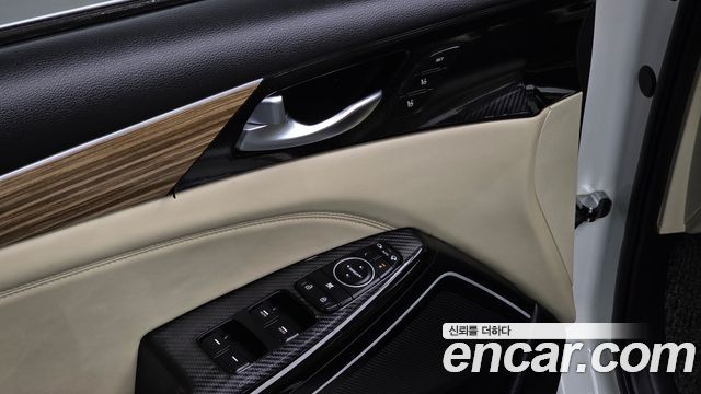 Kia K7 2016 — photo 16