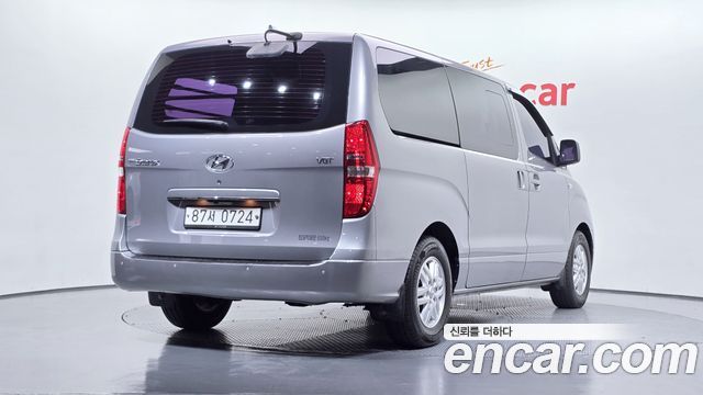 Hyundai Starex 2018 — photo 2