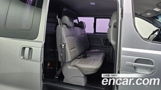Hyundai Starex 2018 — photo 17