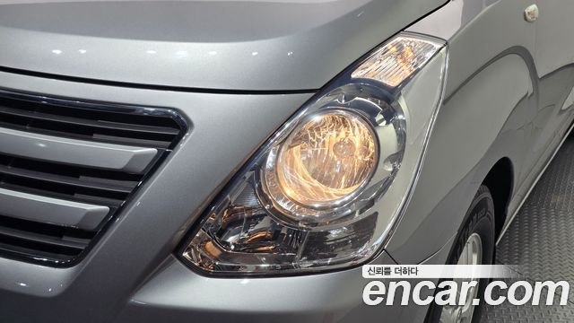 Hyundai Starex 2018 — photo 8