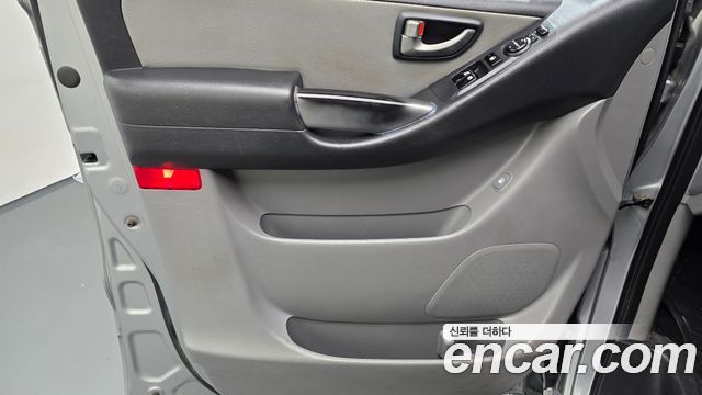 Hyundai Starex 2018 — photo 14