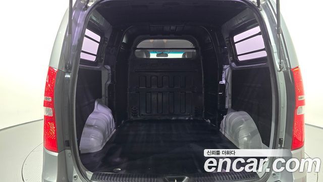 Hyundai Starex 2018 — photo 30