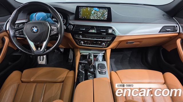 BMW 5-Series 2018 — photo 7