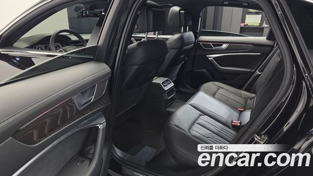 Audi A6 2022 — photo 16