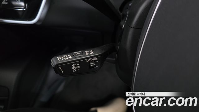 Audi A6 2022 — photo 31