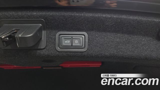 Audi A6 2022 — photo 33