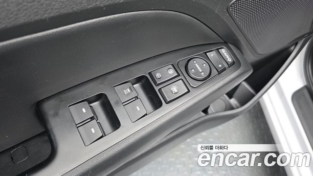 Hyundai AVANTE 2017 — photo 29