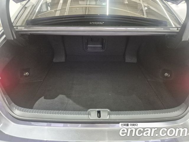 Lexus ES 2023 — photo 15