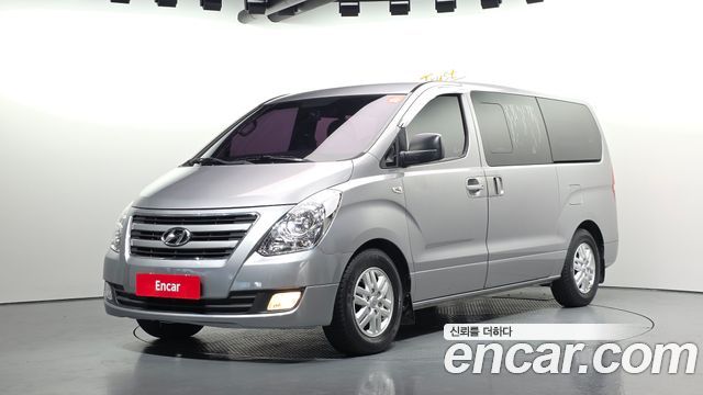 Hyundai Starex 2016 — photo 1