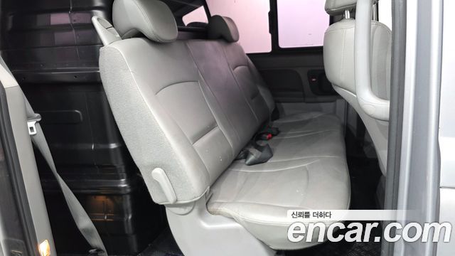 Hyundai Starex 2016 — photo 11