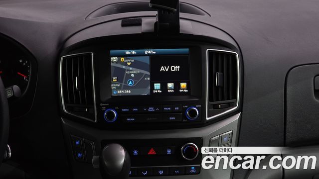 Hyundai Starex 2016 — photo 14