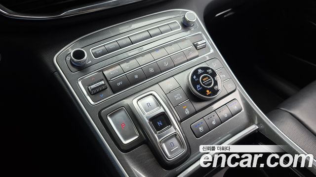 Hyundai Santafe 2021 — photo 9