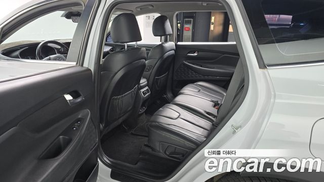 Hyundai Santafe 2021 — photo 11