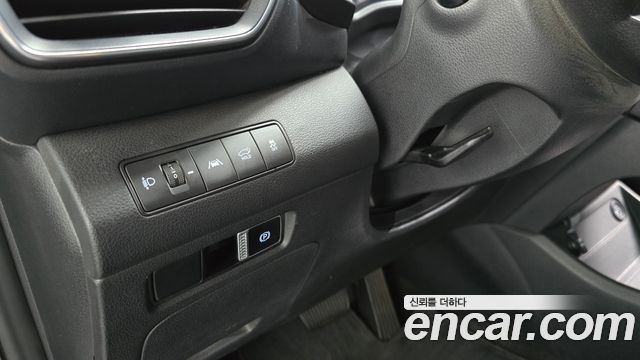 Hyundai Santafe 2021 — photo 18