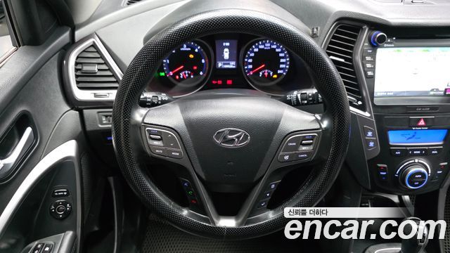 Hyundai Santafe 2013 — photo 19