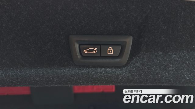 BMW 3-Series 2021 — photo 26