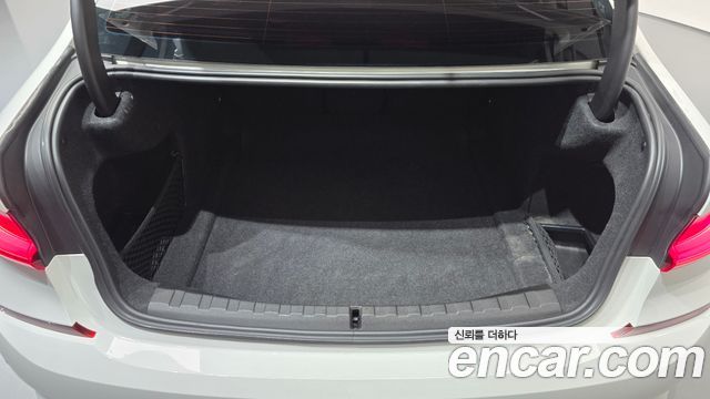 BMW 3-Series 2021 — photo 33