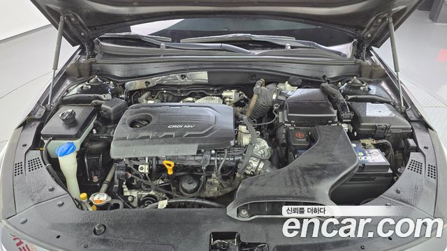 Kia K5 2016 — photo 6