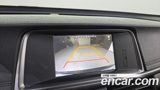 Kia K5 2016 — photo 16