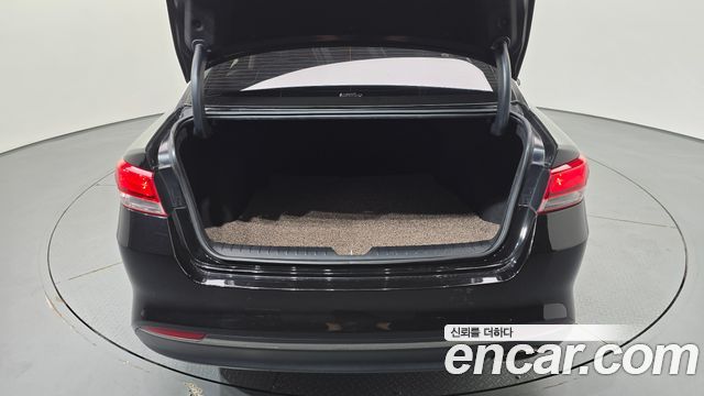 Kia K5 2016 — photo 18