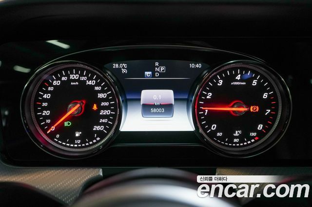 Mercedes-Benz E-Class 2020 — photo 8