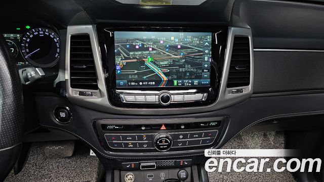 KG Mobility Rexton 2018 — photo 19