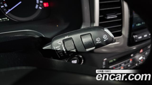KG Mobility Rexton 2018 — photo 23