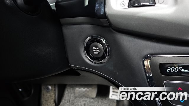 KG Mobility Rexton 2018 — photo 24
