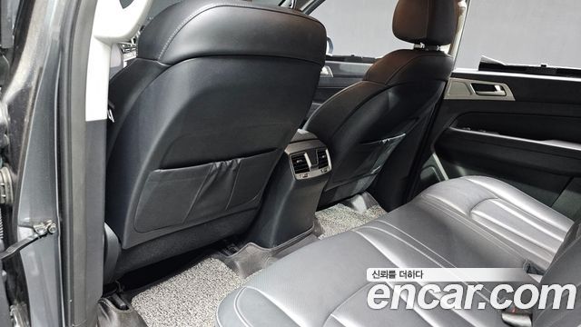 KG Mobility Rexton 2018 — photo 29