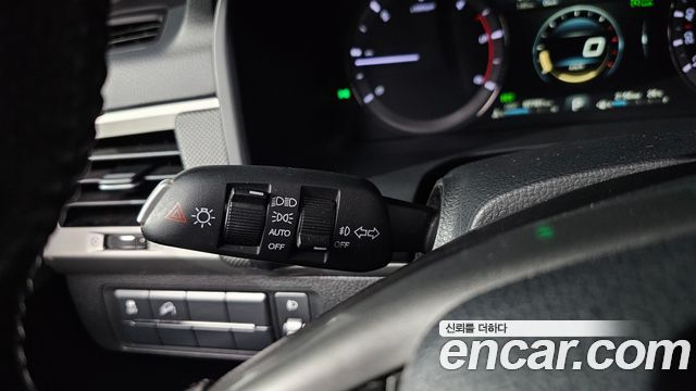 KG Mobility Rexton 2018 — photo 30