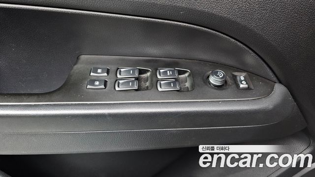 KG Mobility Rexton 2018 — photo 33