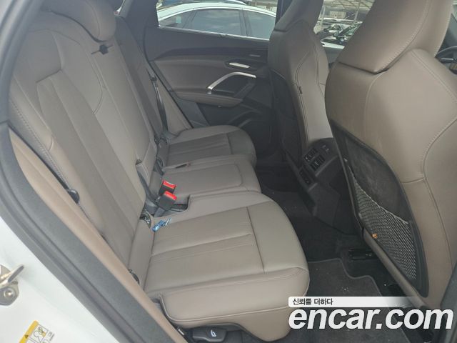 Audi Q5 2025 — photo 13