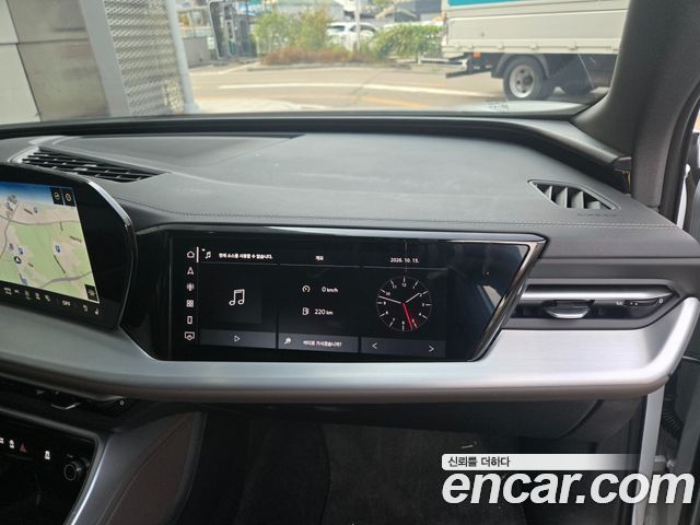 Audi Q5 2025 — photo 14