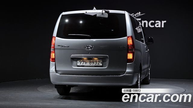 Hyundai Starex 2015 — photo 4
