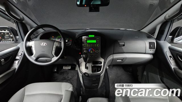 Hyundai Starex 2015 — photo 10