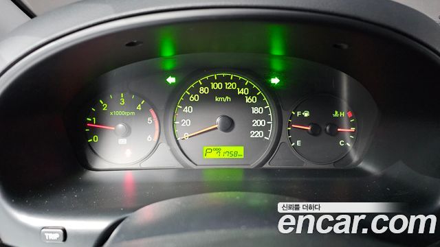 Hyundai Starex 2015 — photo 11