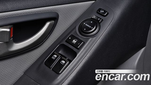 Hyundai Starex 2015 — photo 27