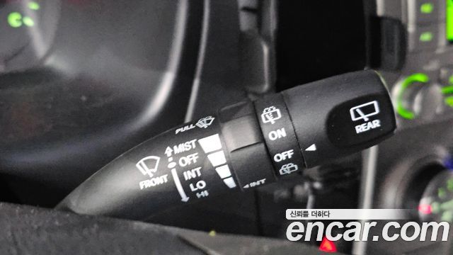 Hyundai Starex 2015 — photo 28