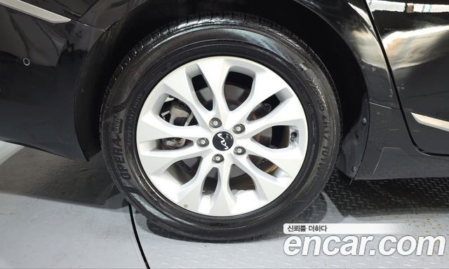 Kia K8 2023 — photo 5