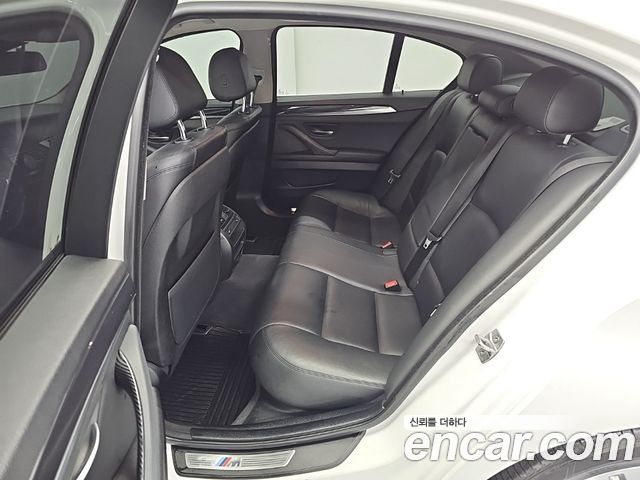BMW 5-Series 2016 — photo 12