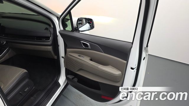 Kia Canival 2024 — photo 15