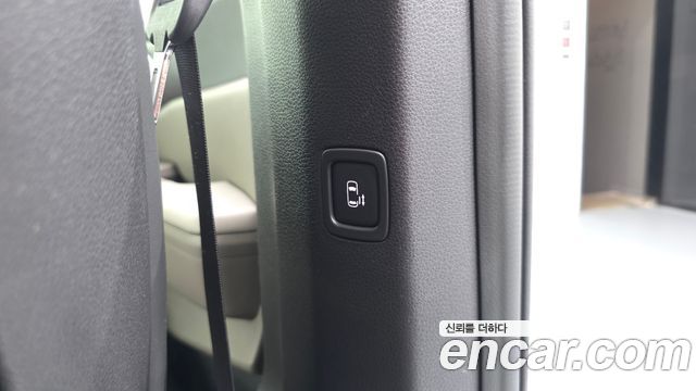 Kia Canival 2024 — photo 38