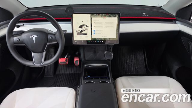 Tesla Model Y 2023 — photo 10