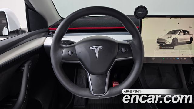 Tesla Model Y 2023 — photo 18