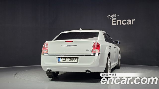 Chrysler 300C 2014 — photo 4