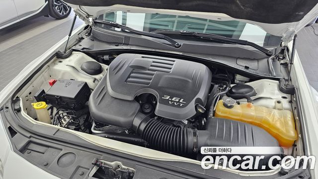Chrysler 300C 2014 — photo 6