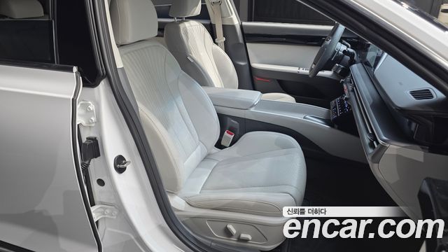 Hyundai Grandeur 2023 — photo 16
